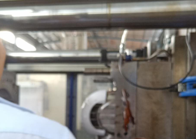 機器人塑膠模具出模圖片